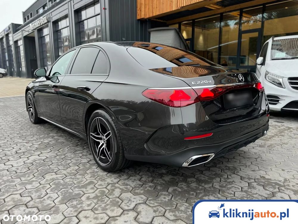Mercedes-Benz Klasa E 220 d 4-Matic AMG - 2