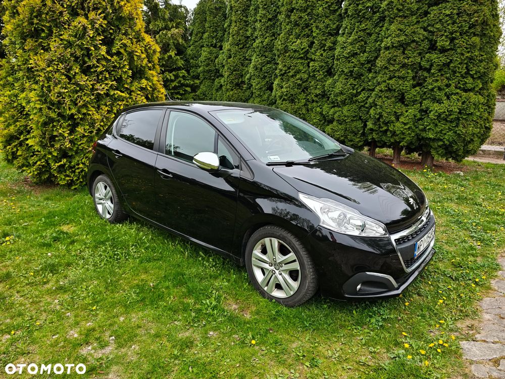 Peugeot 208 - 3
