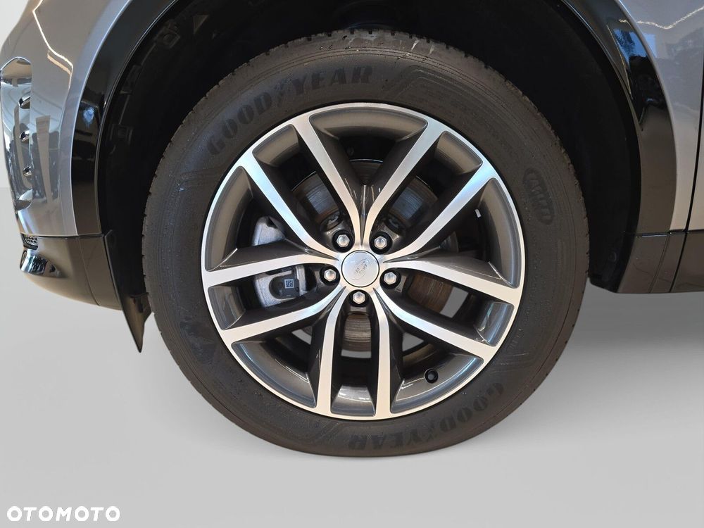 Land Rover Discovery Sport - 9