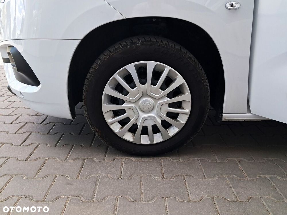 Toyota Proace City Verso 1.5 D-4D Business - 25