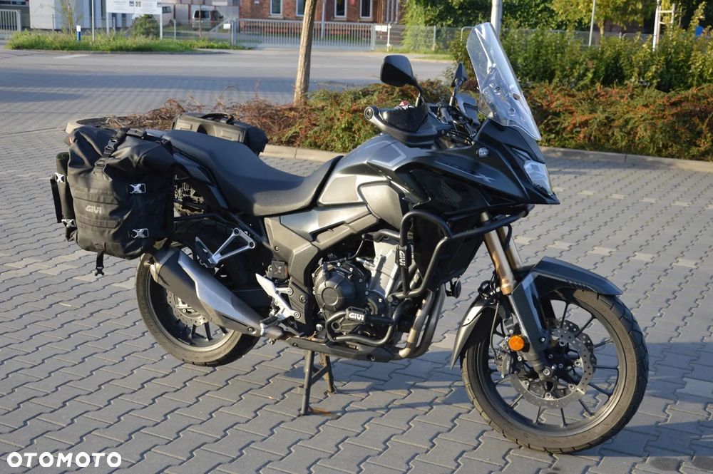 Honda CB - 2
