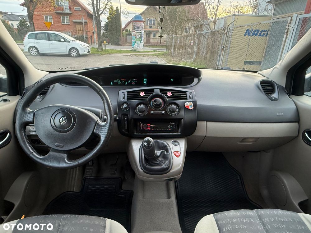 Renault Scenic - 6