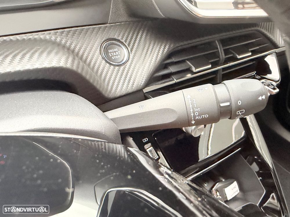 Peugeot 2008 1.2 PureTech Allure Pack - 15