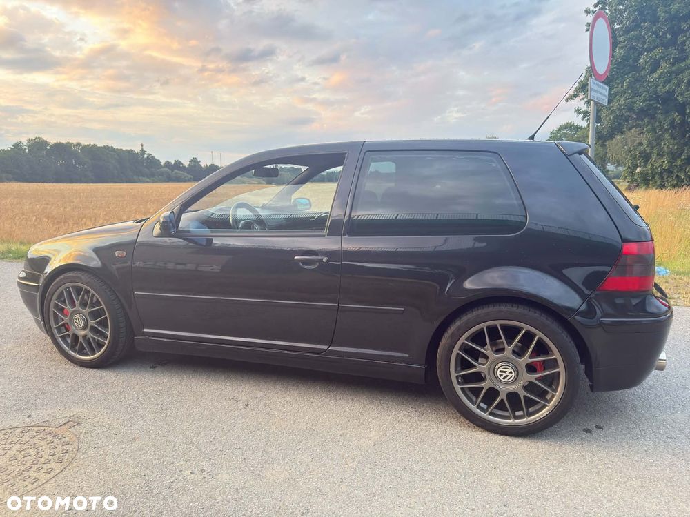 Volkswagen Golf 1.8 20V Turbo GTI - 4
