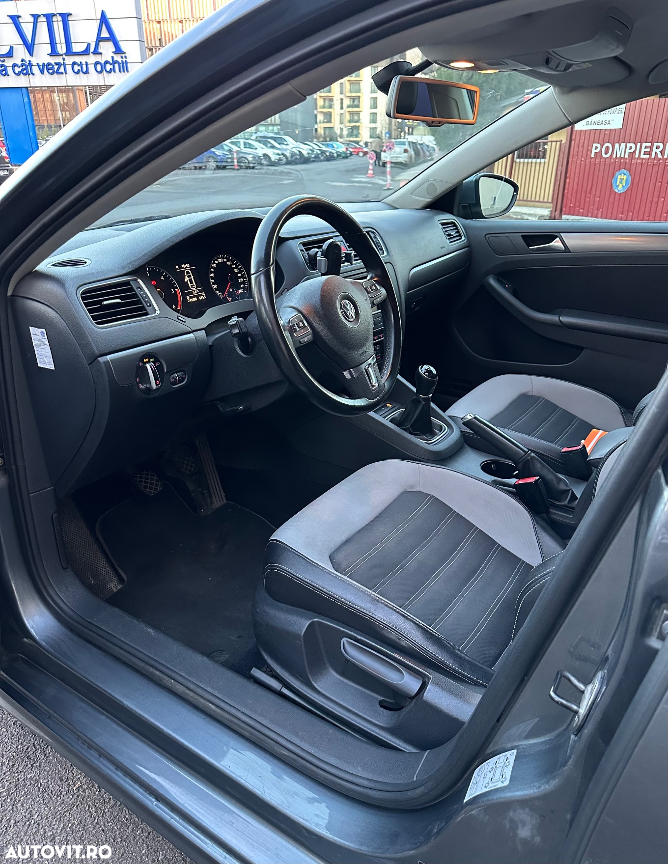 Volkswagen Jetta 1.6 TDI CR DPF Highline - 4