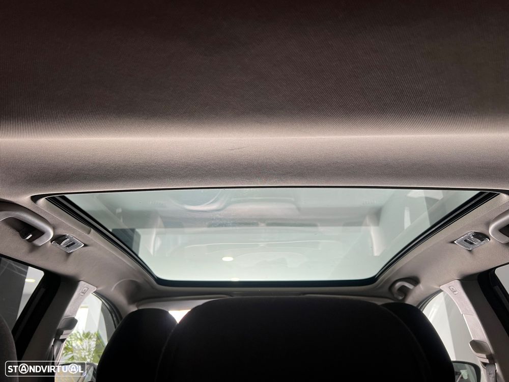 Nissan Qashqai 1.5 dCi DCT N-CONNECTA - 22