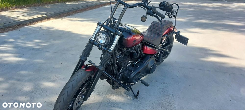 Harley-Davidson Softail Street Bob - 2