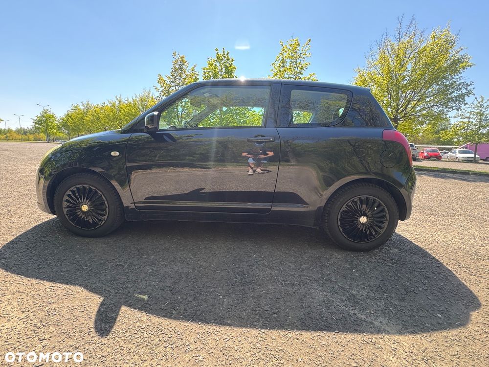 Suzuki Swift 1.3 Classic - 2