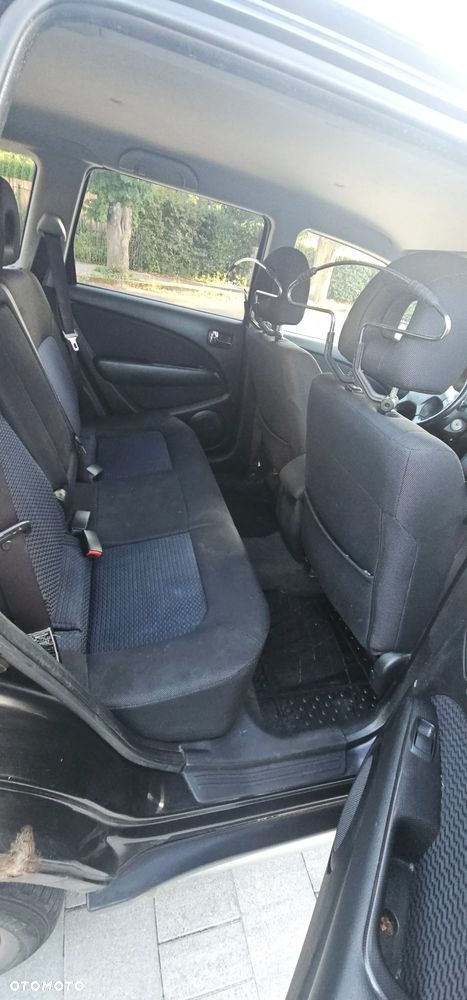 Mitsubishi Outlander - 10