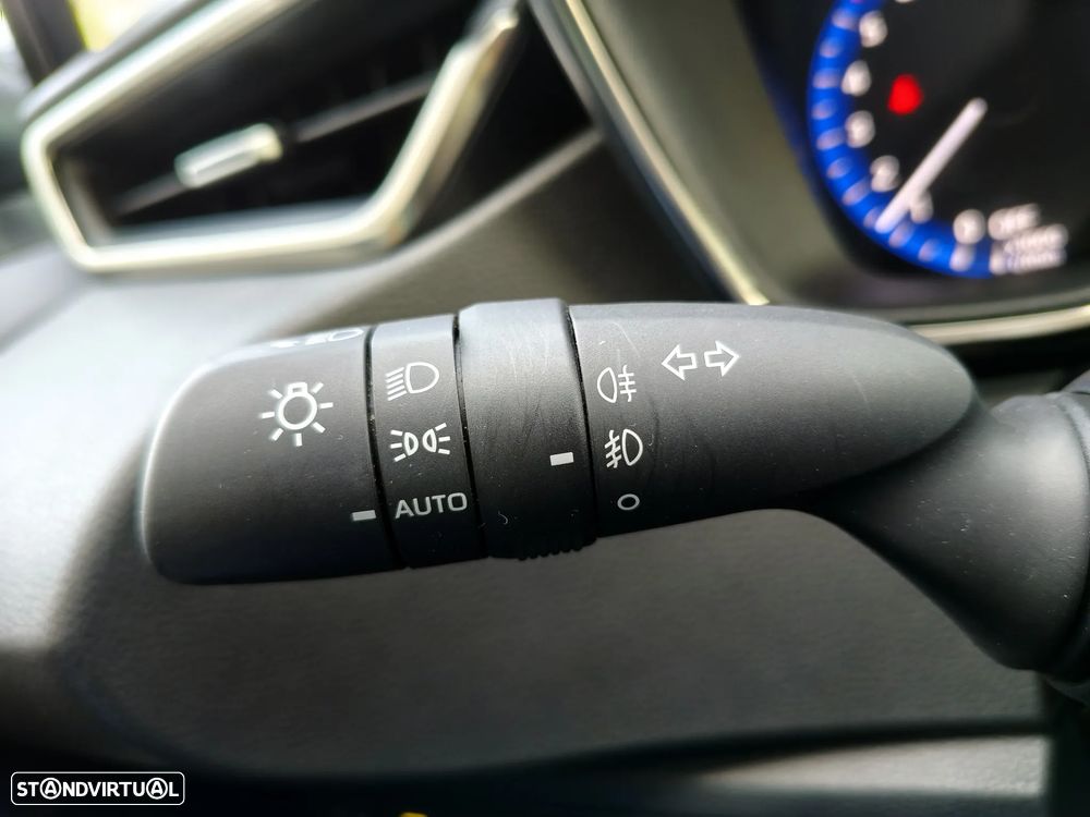 Toyota Corolla Touring Sports 1.8 Hybrid Exclusive - 26