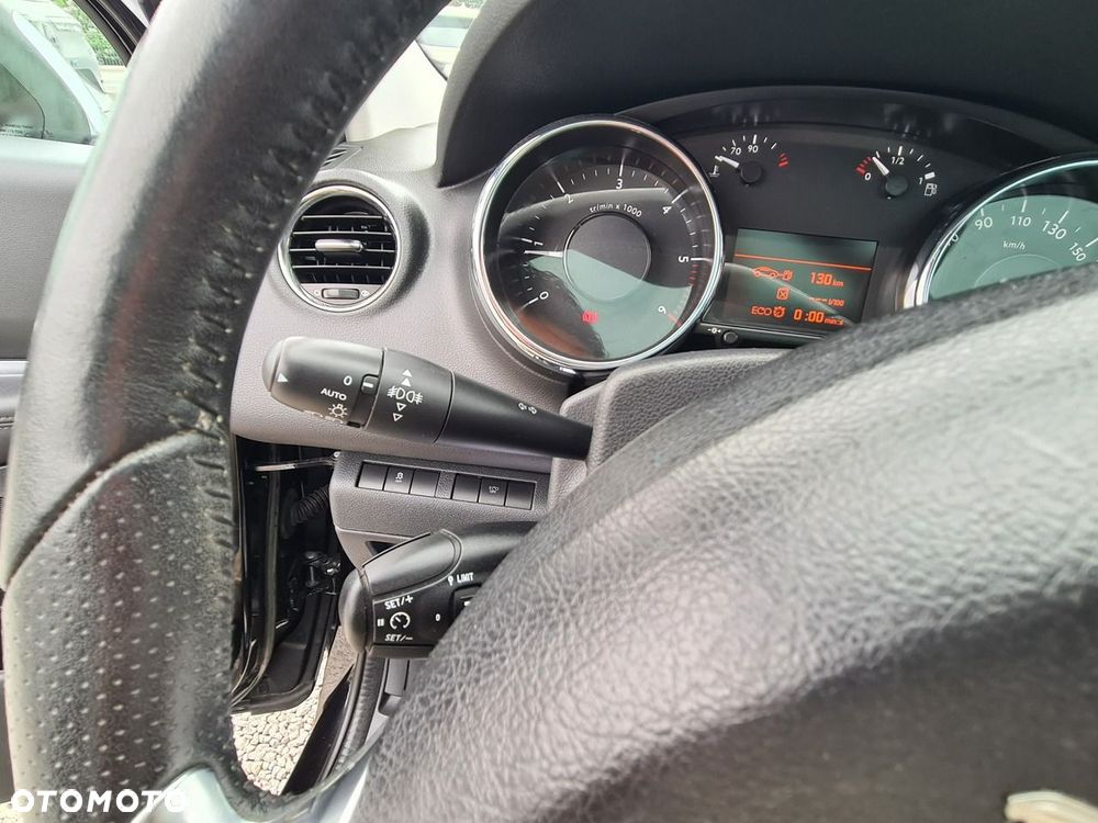 Peugeot 3008 1.6 BlueHDi Allure S&S - 19