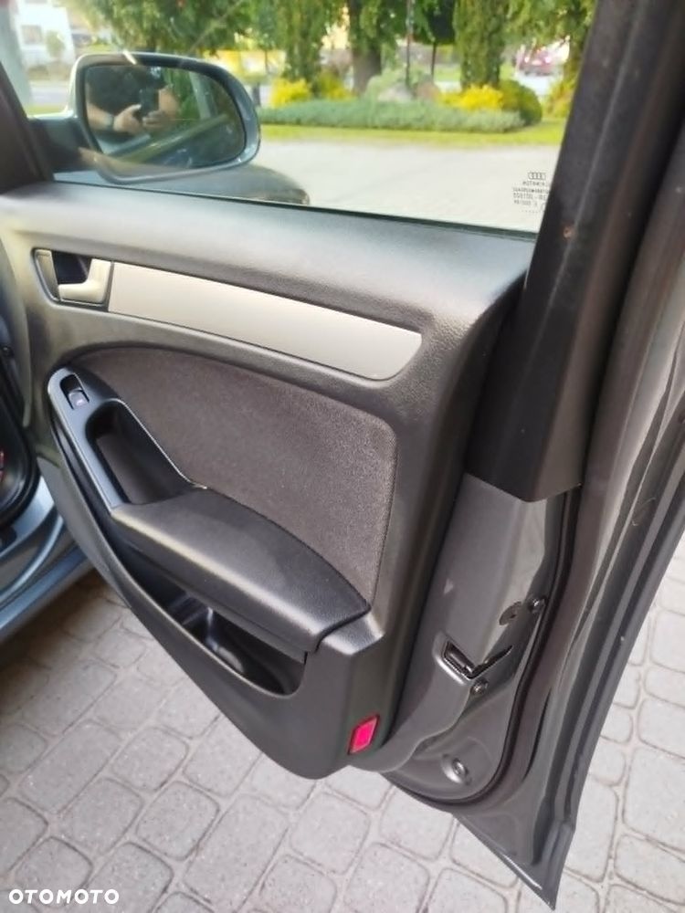Audi A4 Avant 2.0 TDI - 16