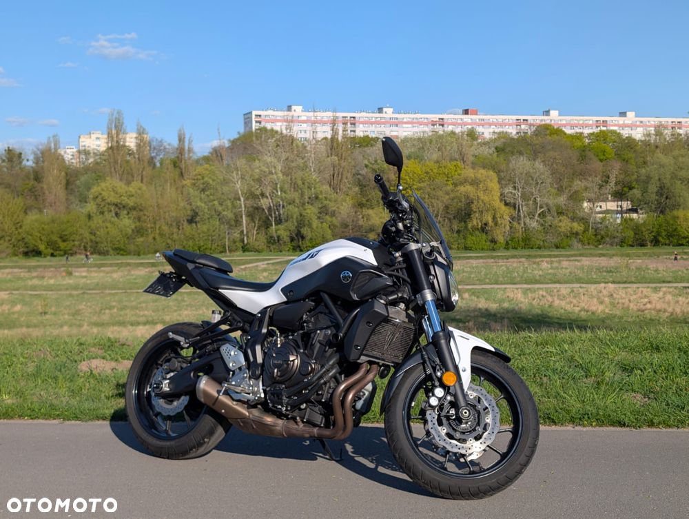 Yamaha MT - 2