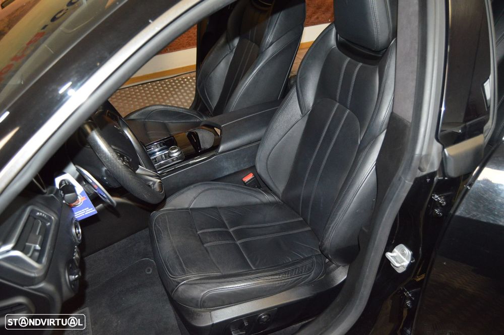 Maserati Ghibli 3.0 V6 - 32