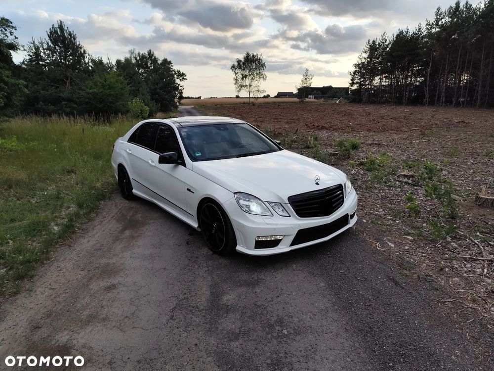Mercedes-Benz Klasa E 500 4-Matic Avantgarde - 1