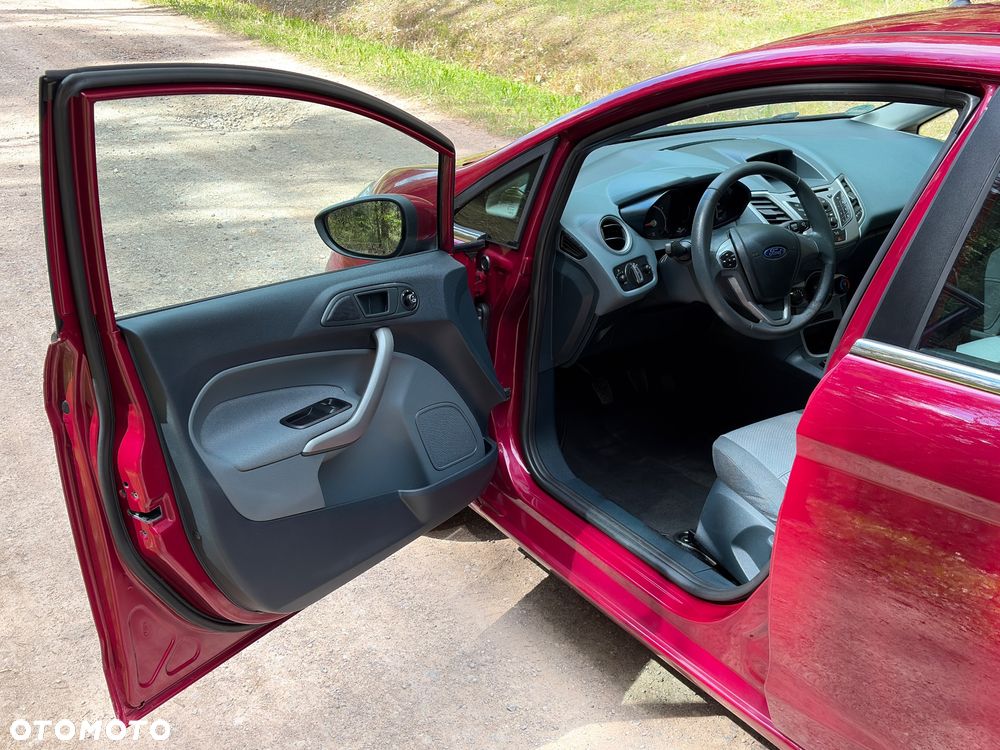 Ford Fiesta 1.25 SYNC Edition - 12