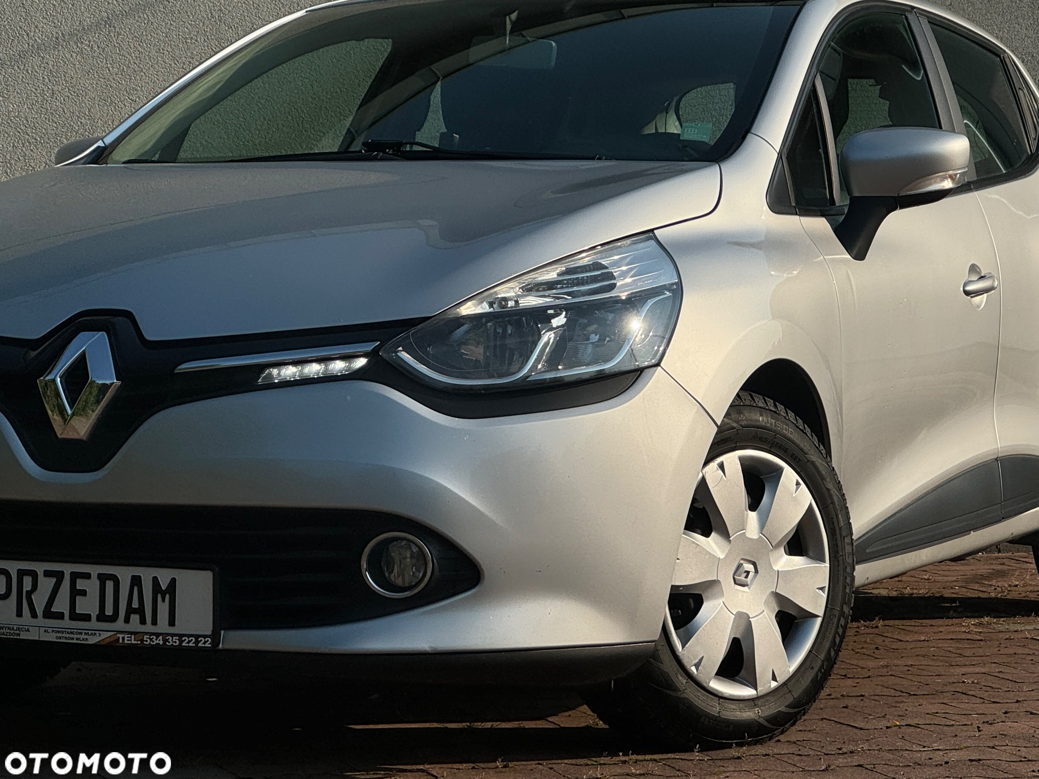 Renault Clio - 10