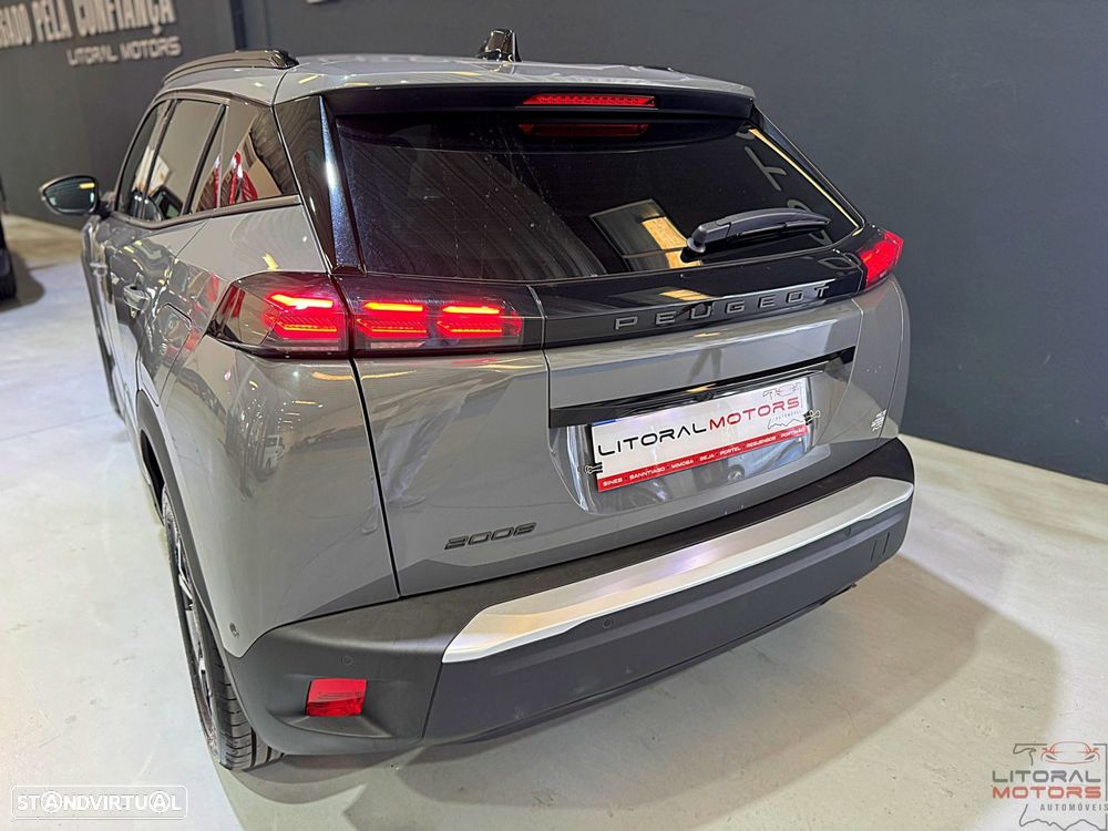 Peugeot 2008 1.2 PureTech Allure Pack - 9