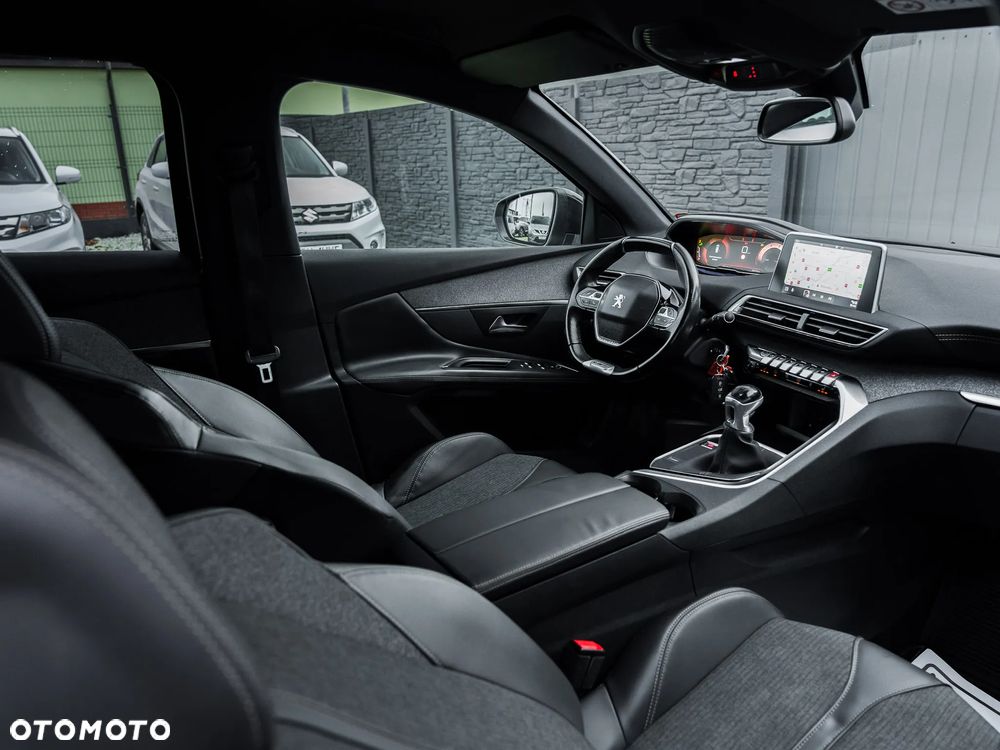 Peugeot 3008 BlueHDi 130 Stop & Start EAT8 Allure - 19