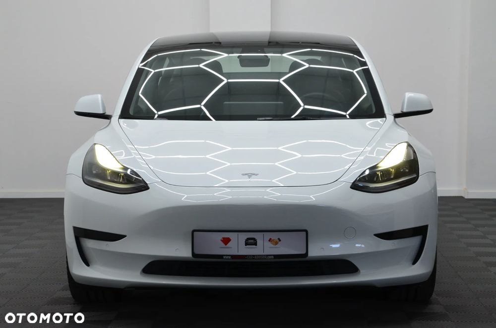 Tesla Model 3 RWD Hinterradantrieb - 3