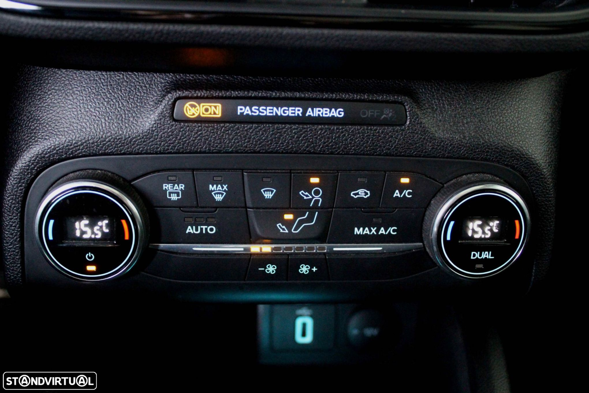 Ford Focus SW 1.0 EcoBoost ST-Line - 31