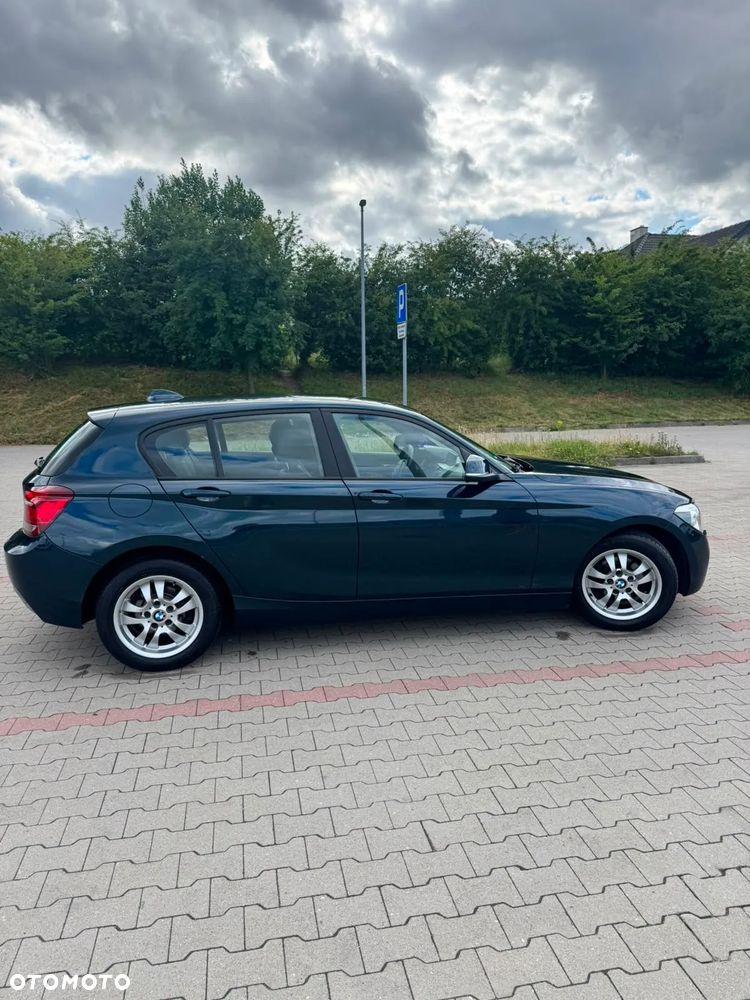 BMW Seria 1 114i Sport Line - 11