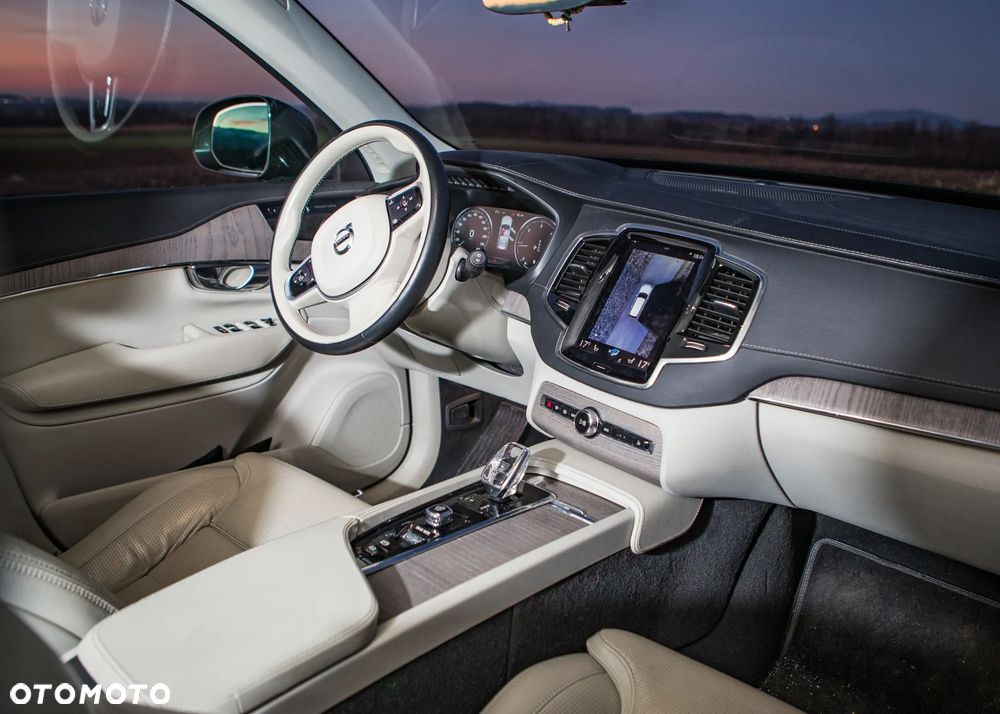 Volvo XC 90 B5 D AWD Inscription - 11