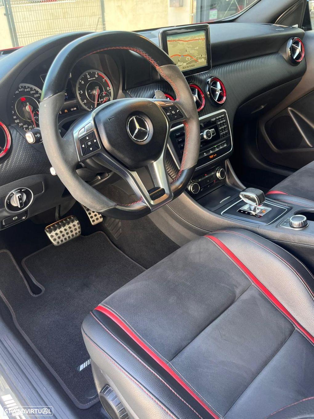 Mercedes-Benz A 45 AMG 4-Matic - 31