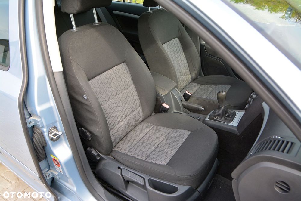 Skoda Octavia - 25