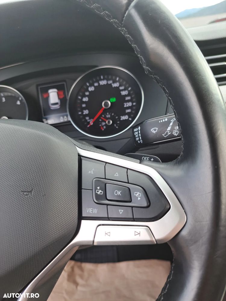 Volkswagen Passat Variant 2.0 TDI DSG Business - 27