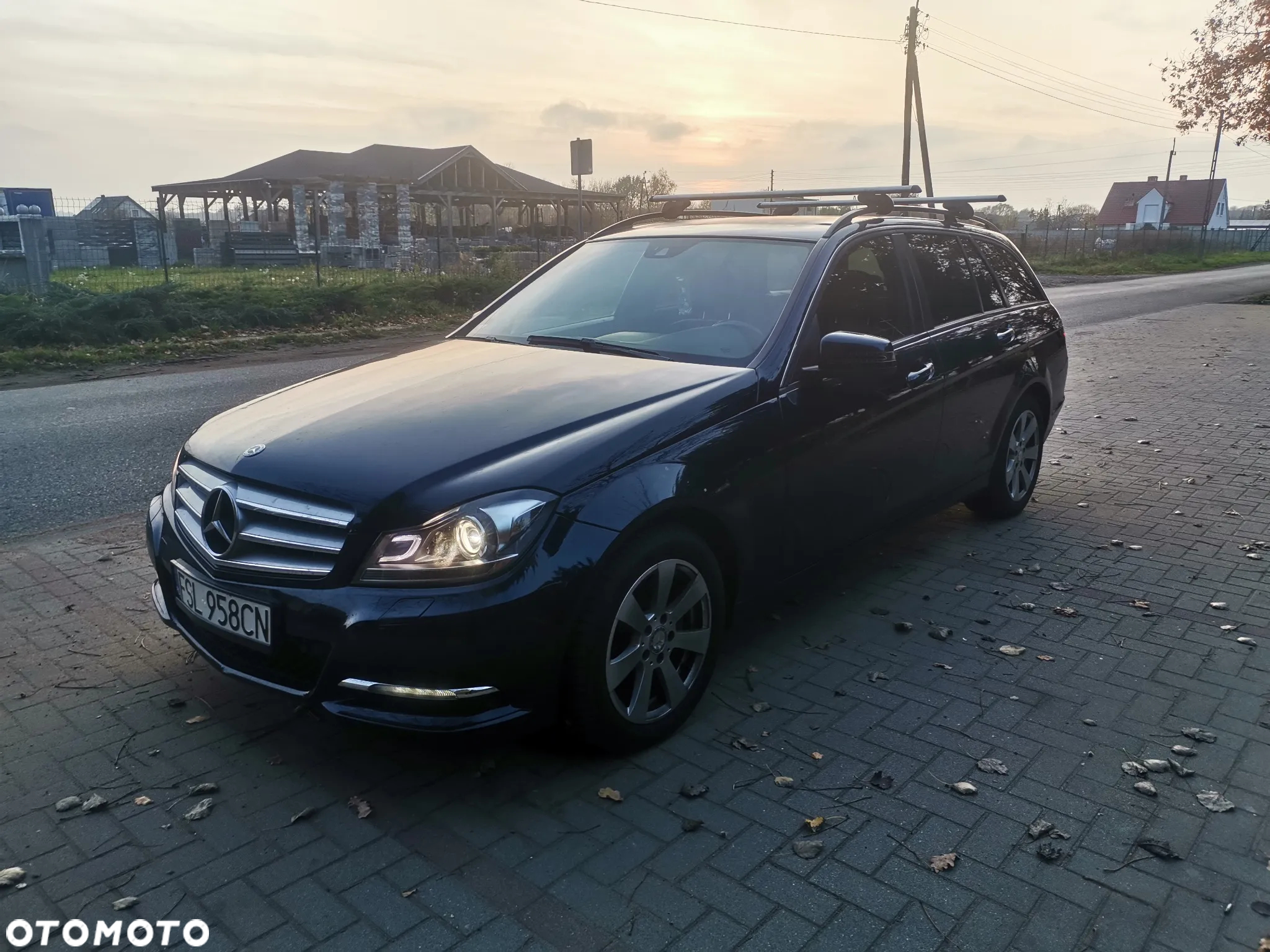 Mercedes-Benz Klasa C 220 CDI BlueEff Avantgarde - 18