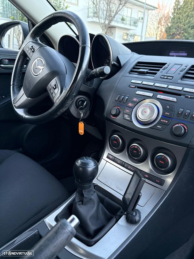 Mazda 3 MZ-CD 1.6 Exclusive Plus - 5