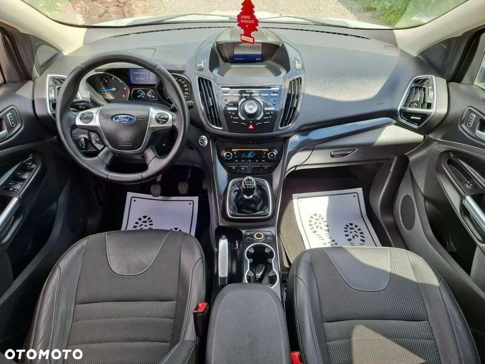 Ford Kuga 2.0 TDCi 4WD Titanium - 24