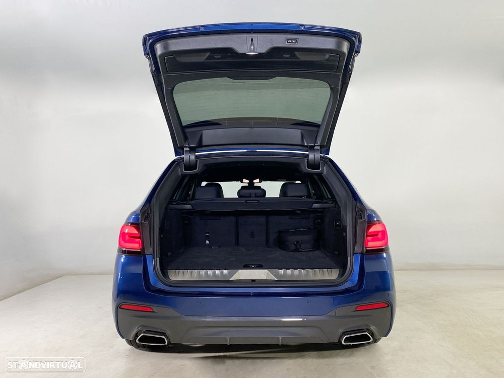 BMW 520 e Pack M - 8