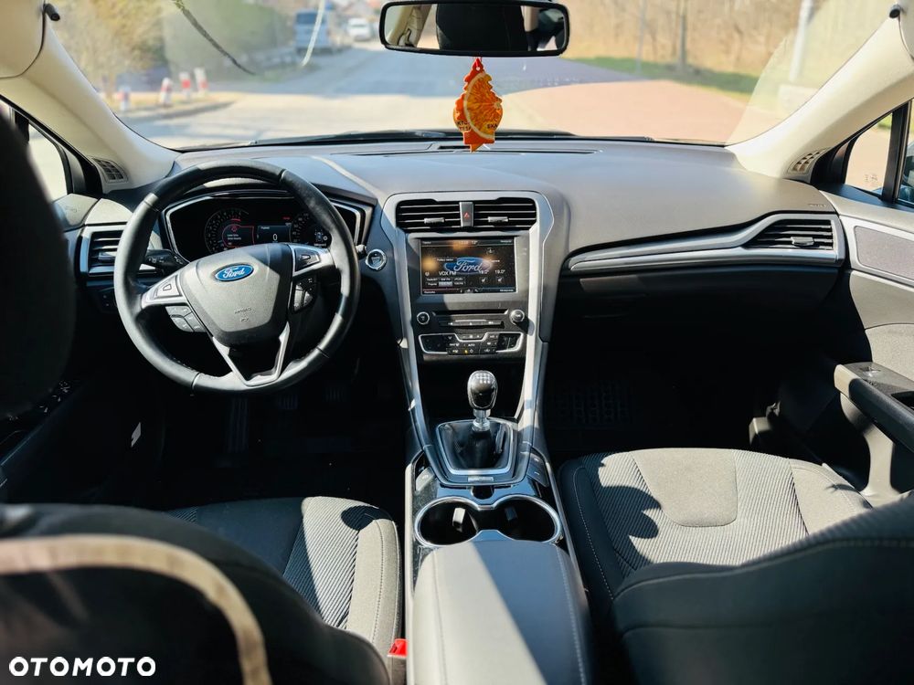 Ford Mondeo 1.5 EcoBoost Titanium - 11