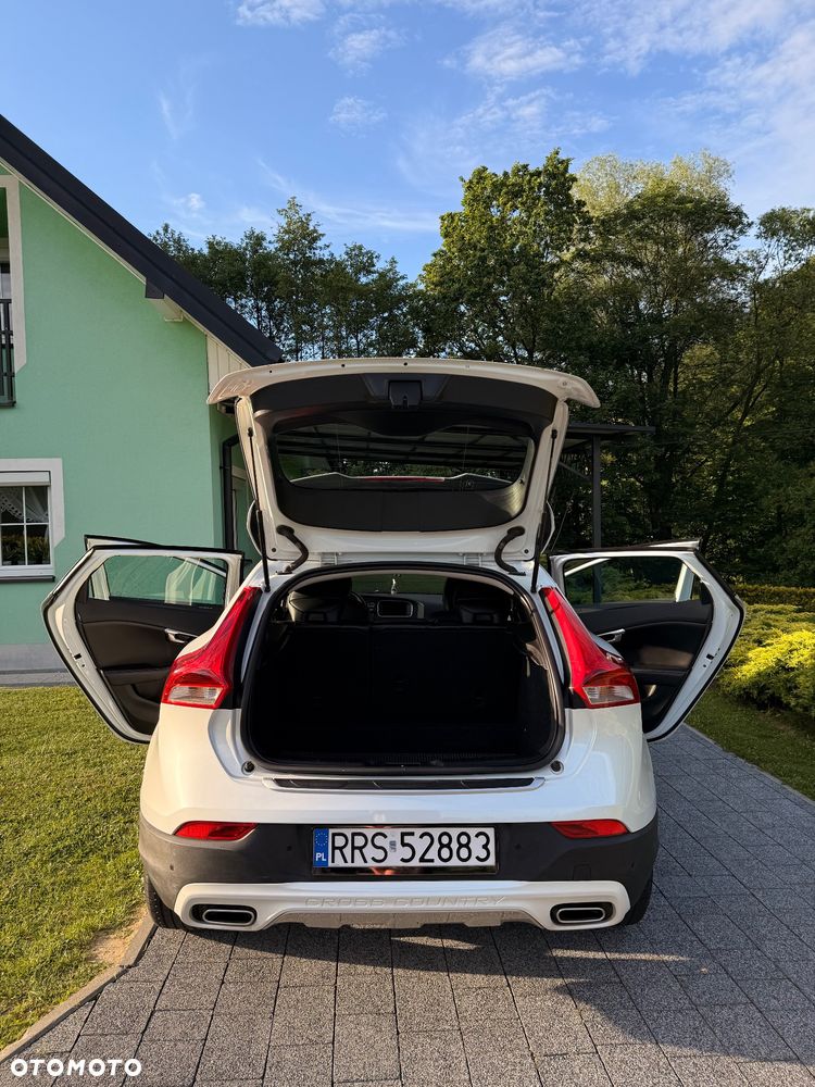 Volvo V40 D2 Drive-E Ocean Race - 7