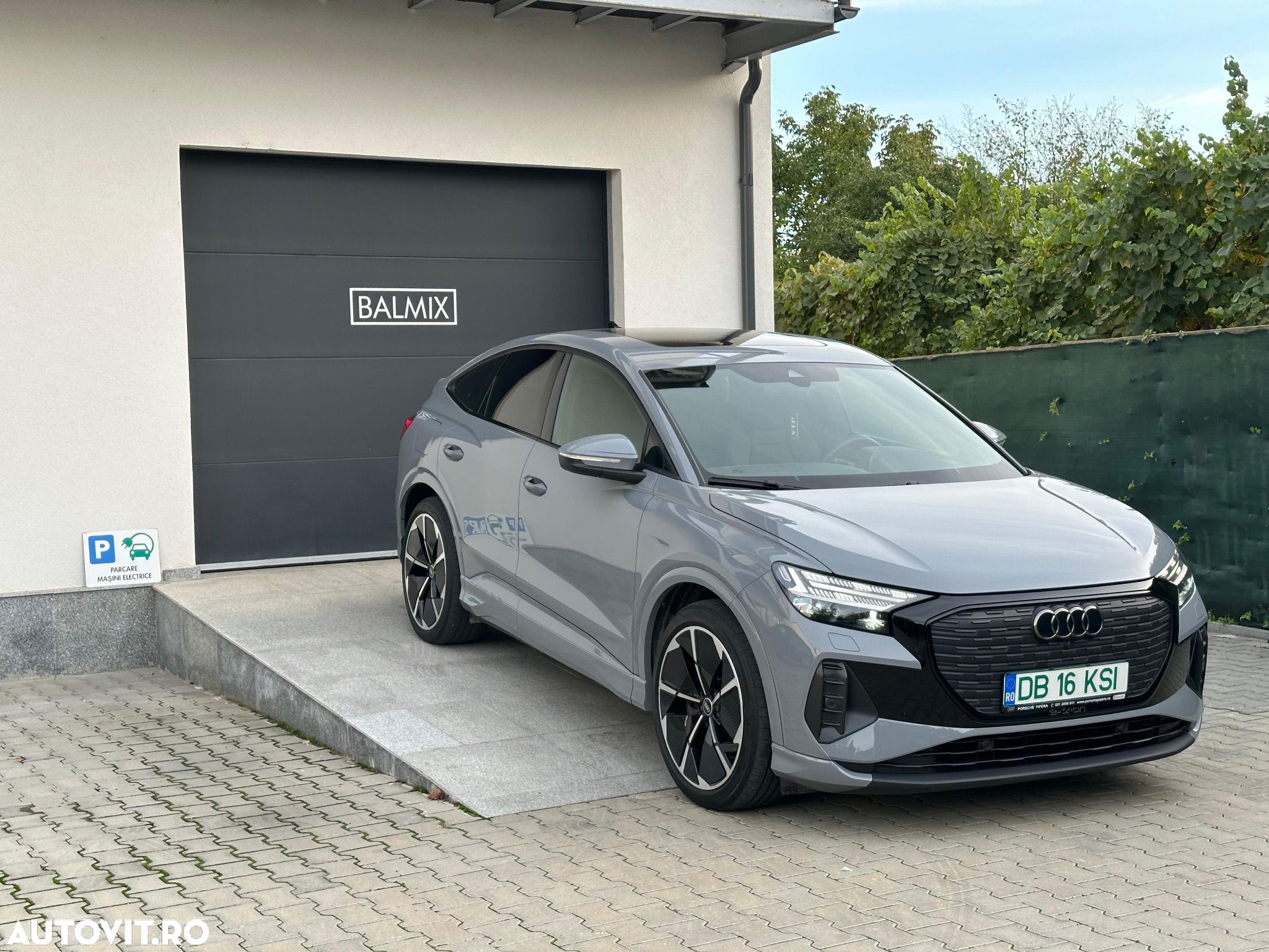 Audi Q4 e-tron 40 - 1