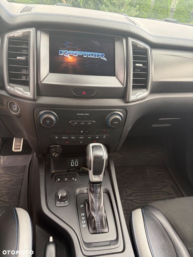 Ford Ranger Raptor - 12