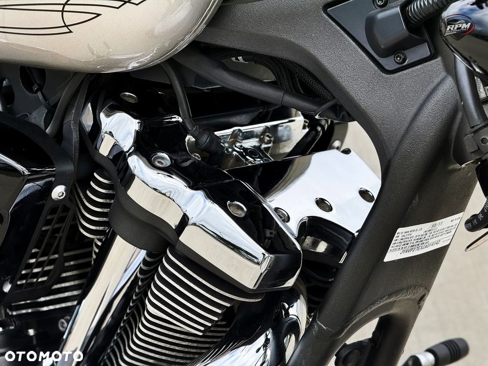 Yamaha Raider - 37