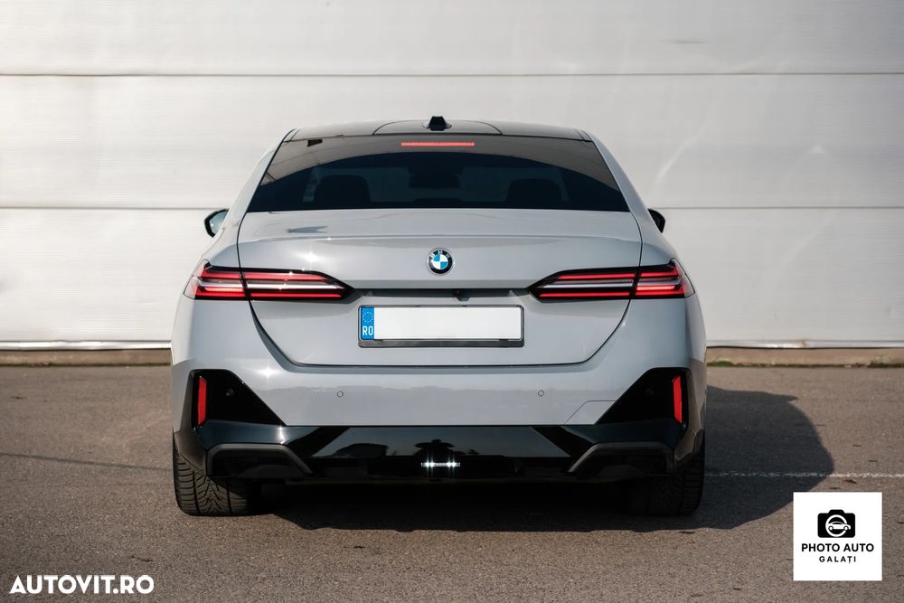 BMW Seria 5 520d xDrive AT MHEV - 3