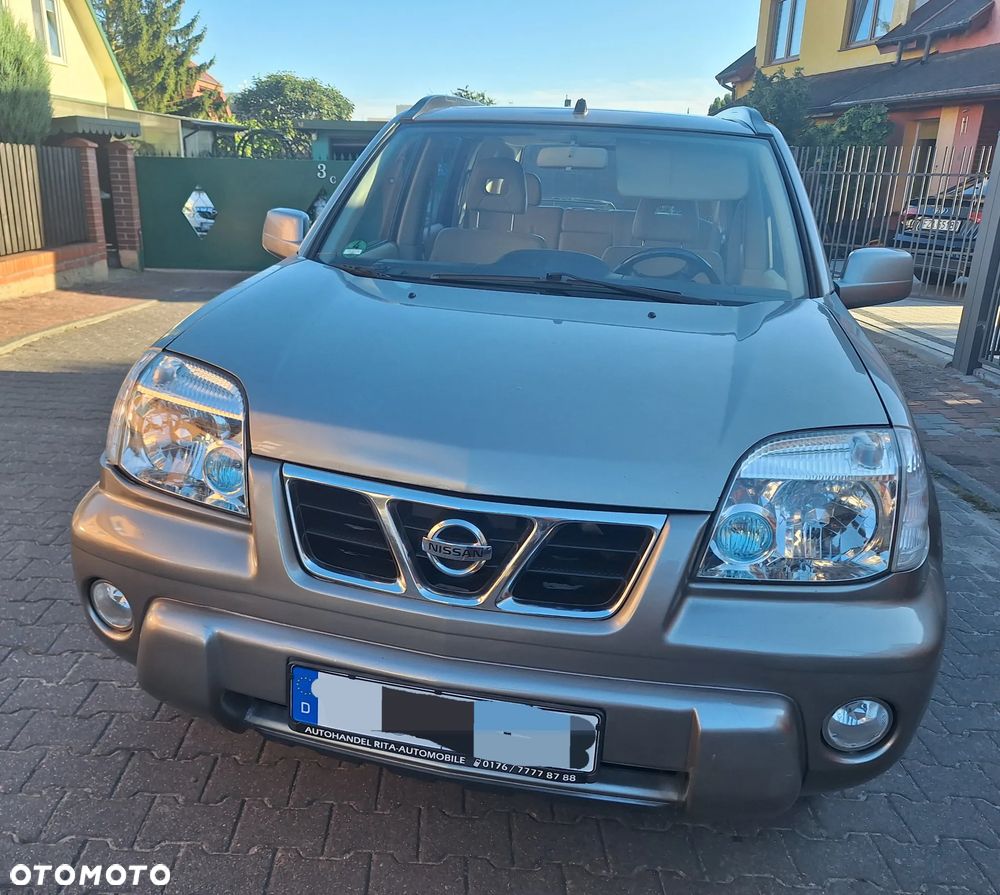 Nissan X-Trail - 2