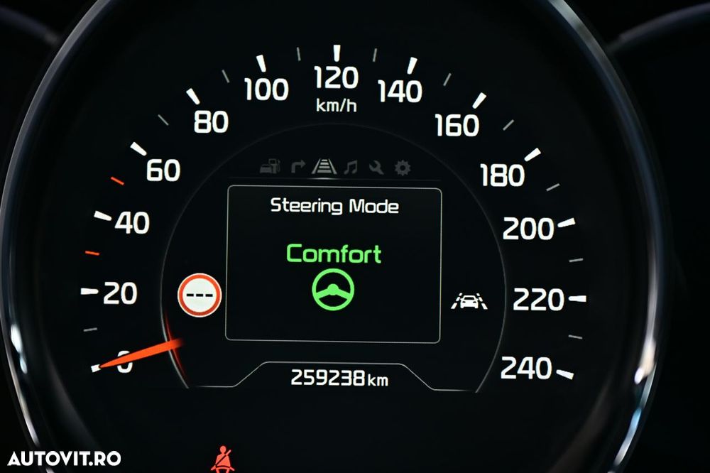 Kia Ceed 1.6 CRDi 136 ISG GT Line - 27