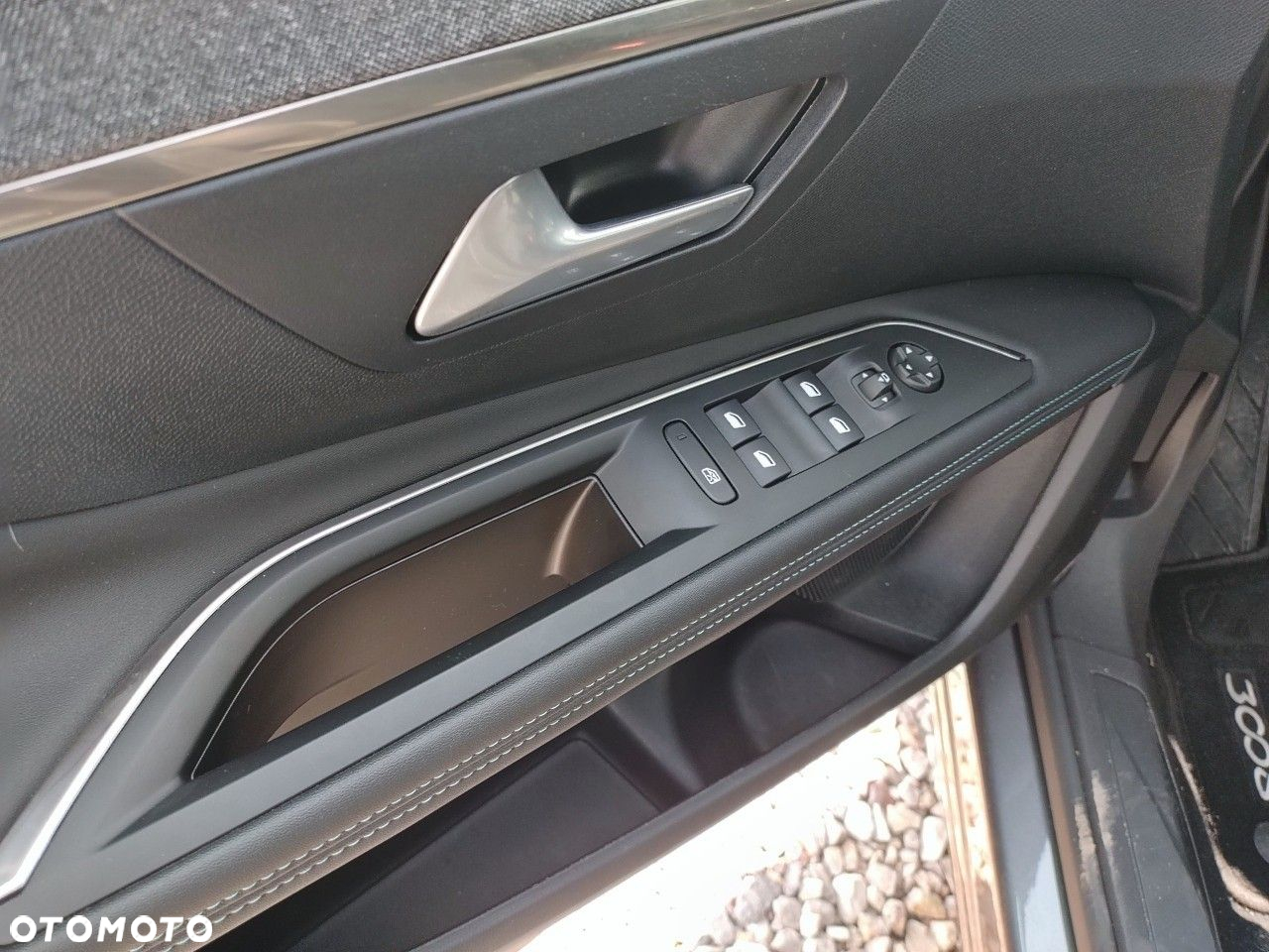 Peugeot 3008 1.5 BlueHDi Allure Pack S&S EAT8 - 12