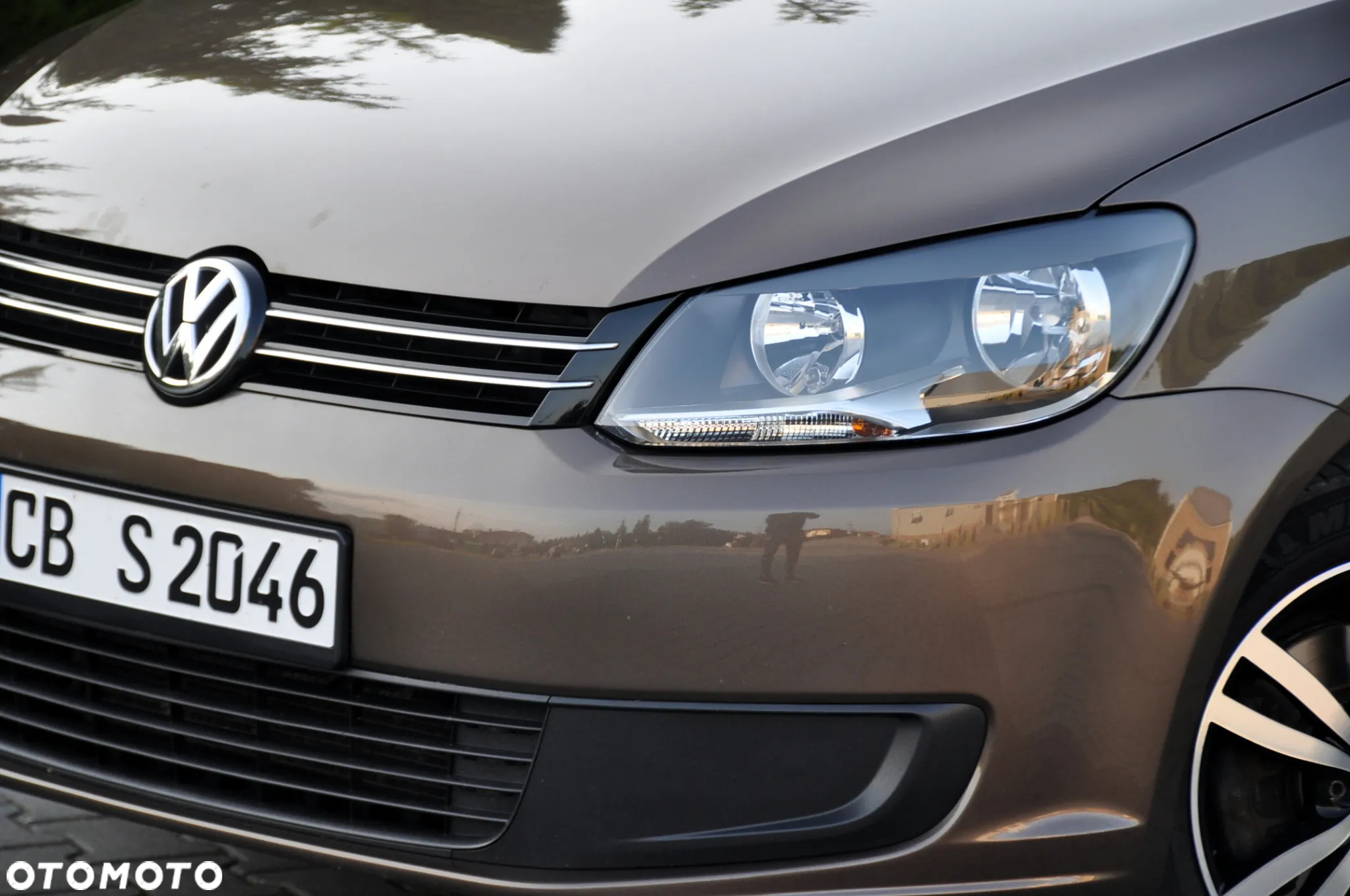 Volkswagen Touran - 12
