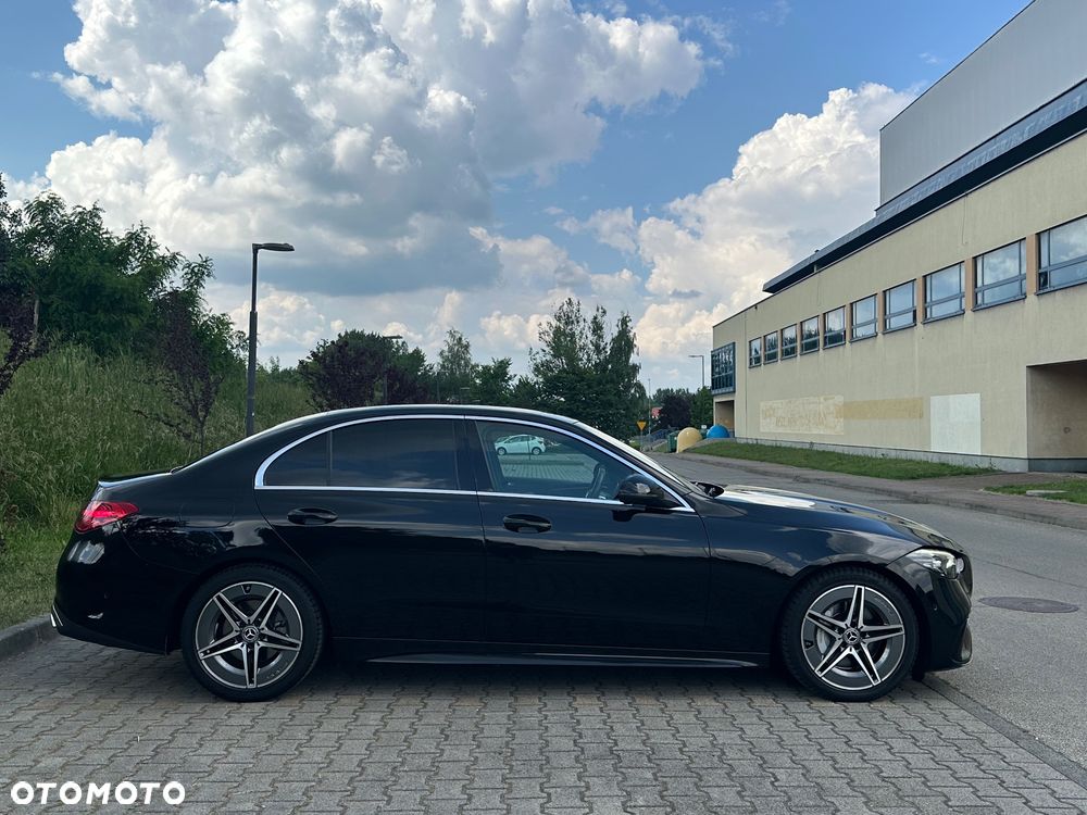 Mercedes-Benz Klasa C 180 9G-TRONIC AMG Line - 14