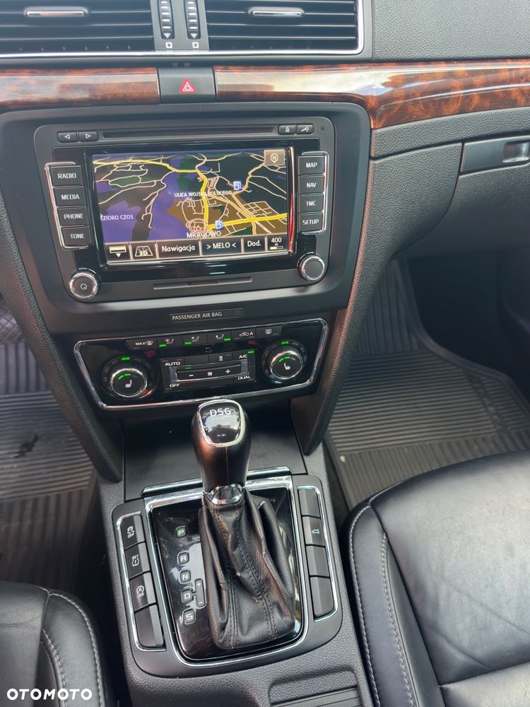 Skoda Superb 2.0 TDI DSG Exclusive - 9