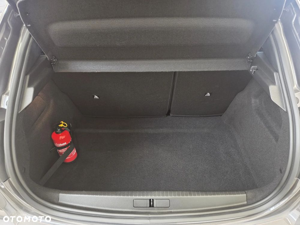 Peugeot 208 1.2 PureTech Allure S&S - 12