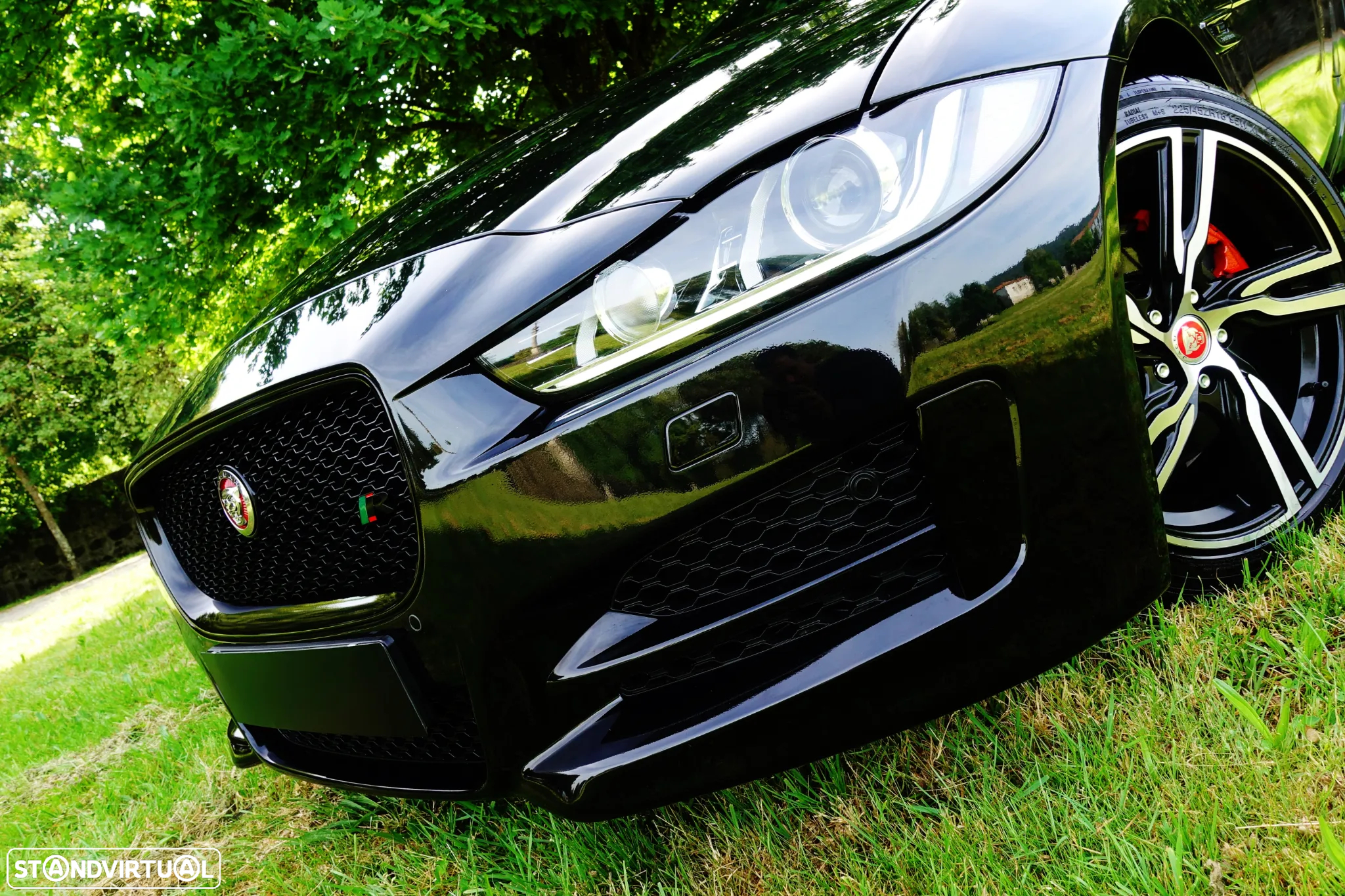 Jaguar XE 2.0 D R-Sport Aut. - 12