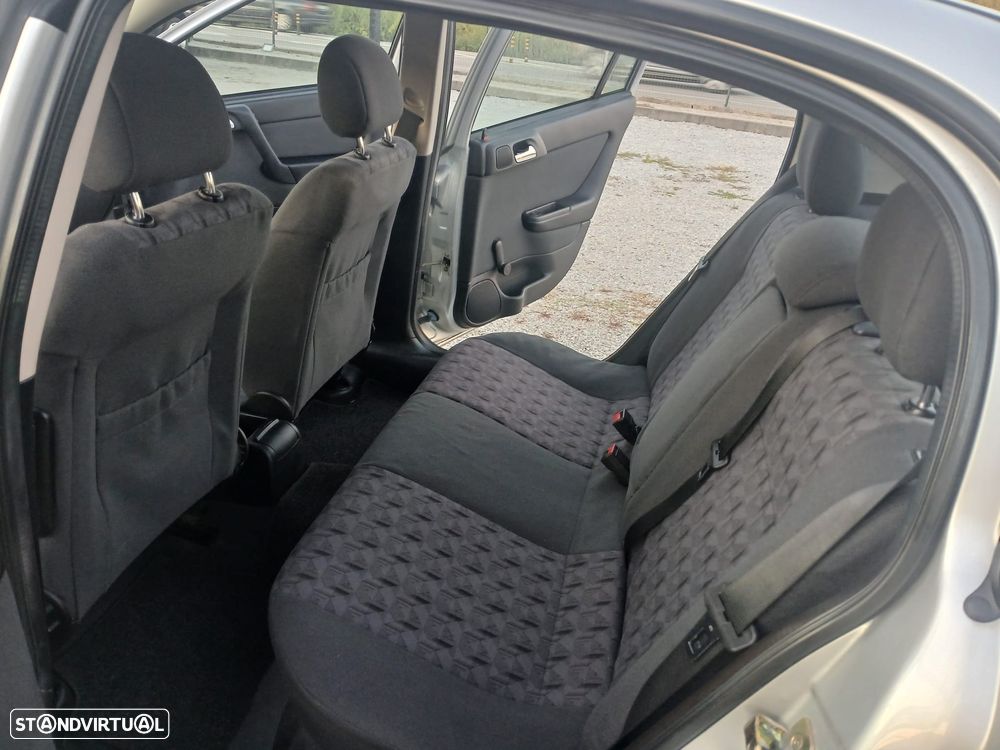Opel Astra 1.4 Club - 8