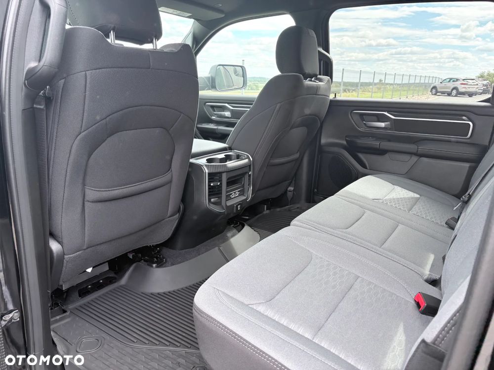 RAM 1500 - 14